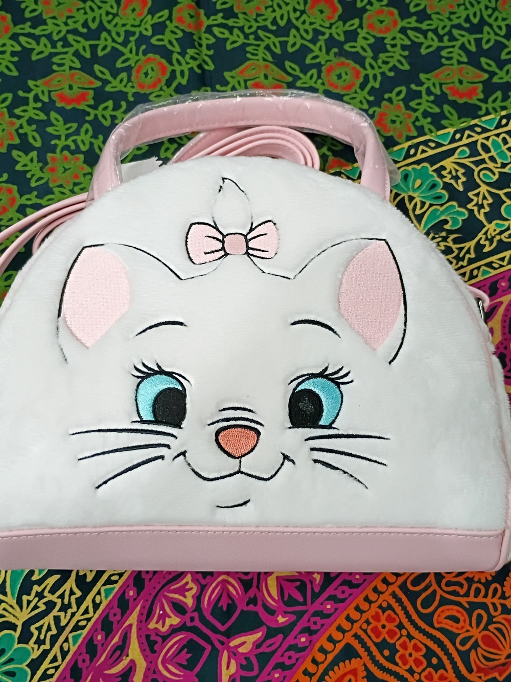 🆕 LOUNGEFLY Marie The Aristocats Faux Fur Purse